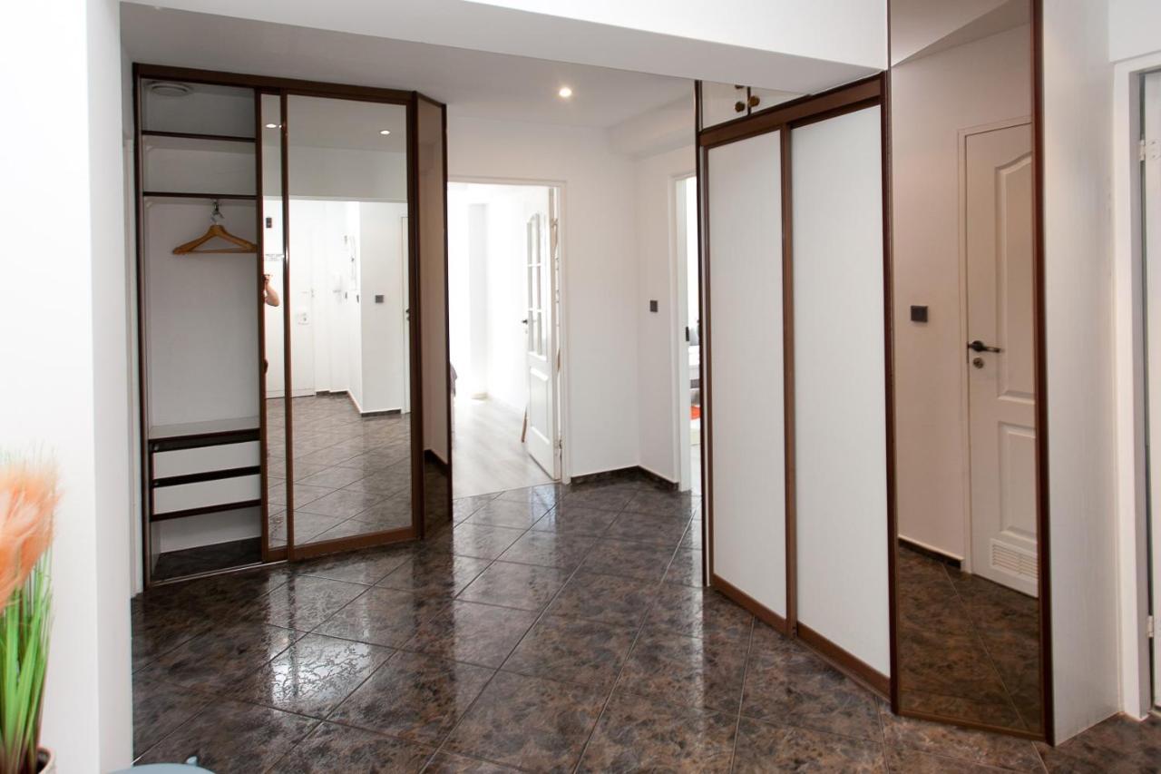 Uroczy Apartament Rzeczna 코워브제크 외부 사진