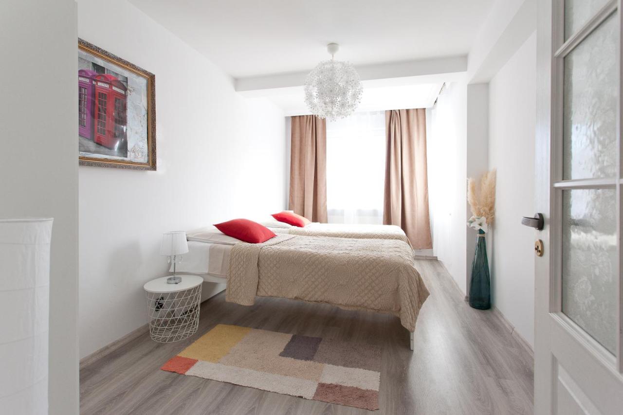 Uroczy Apartament Rzeczna 코워브제크 외부 사진